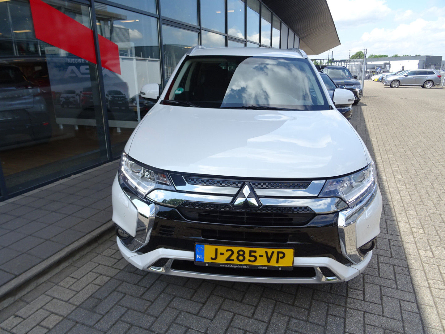 Mitsubishi Mitsubishi