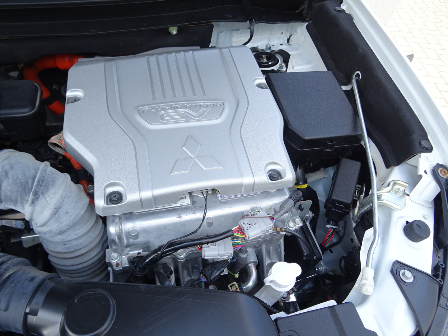 Mitsubishi Mitsubishi
