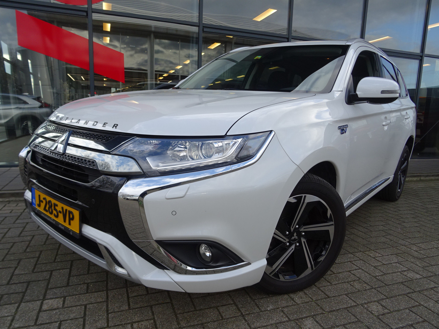 Mitsubishi Mitsubishi