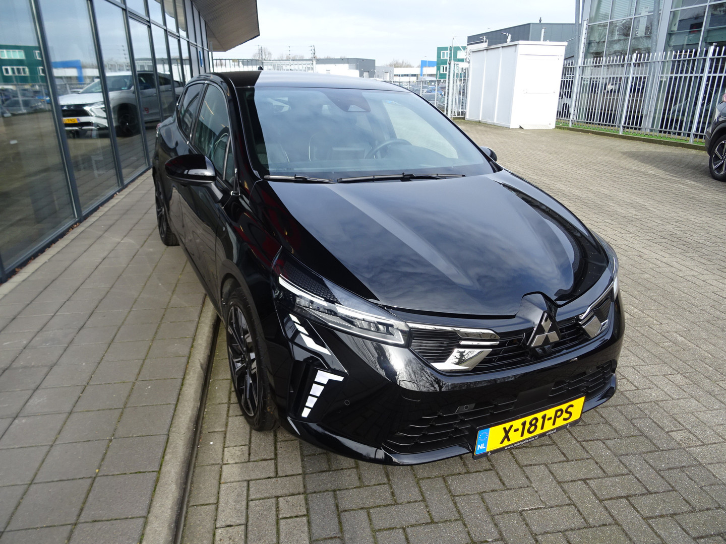 Mitsubishi Mitsubishi