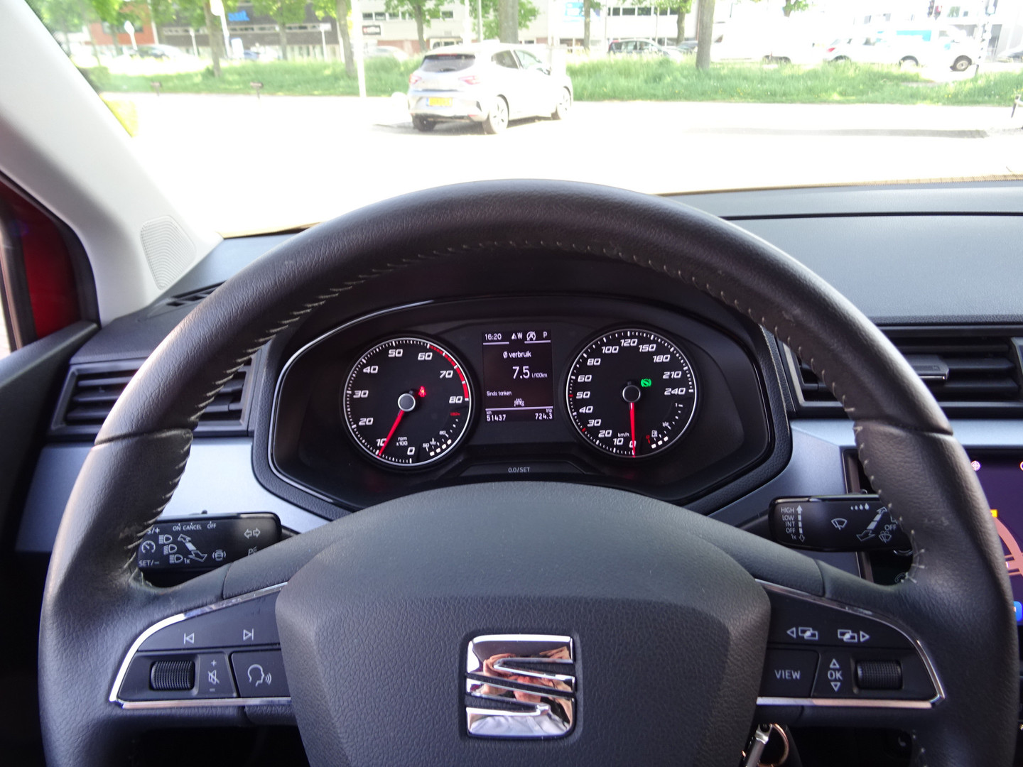 SEAT