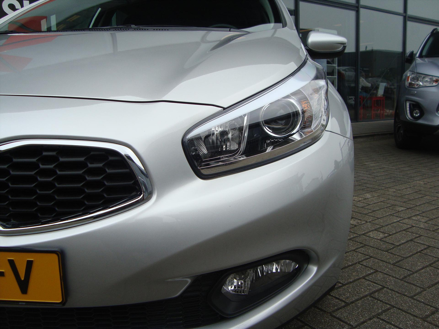 Kia