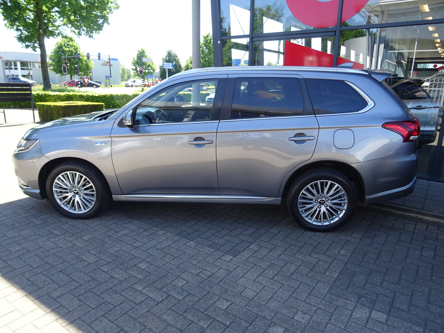 Mitsubishi Mitsubishi