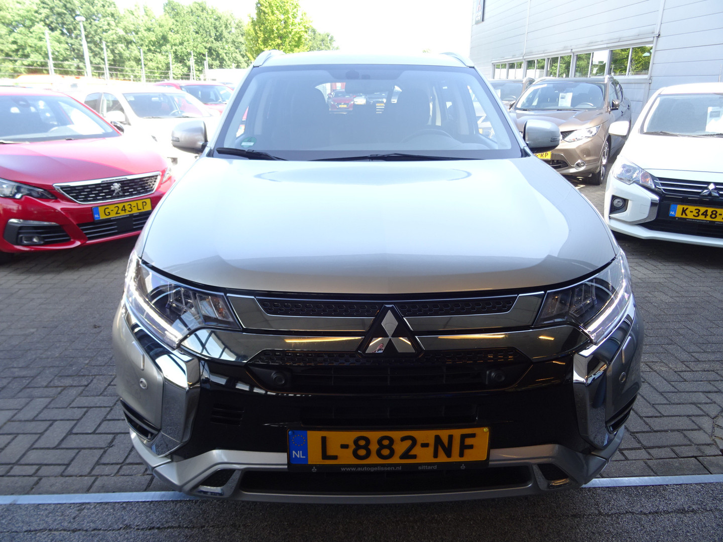Mitsubishi Mitsubishi