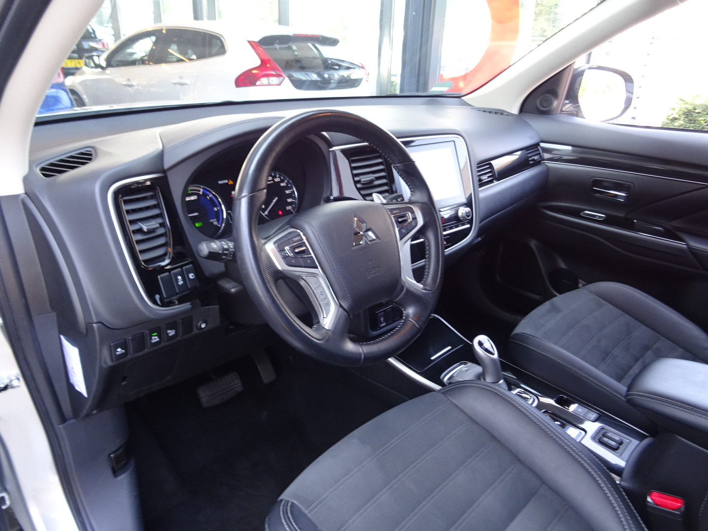 Mitsubishi Mitsubishi