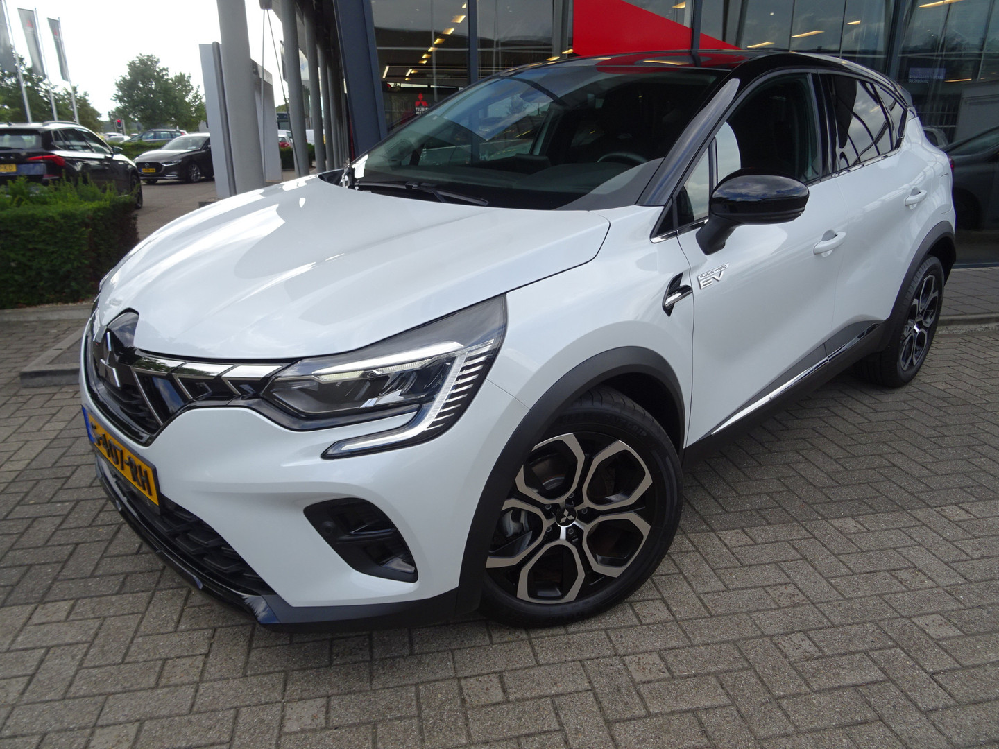 Mitsubishi Mitsubishi