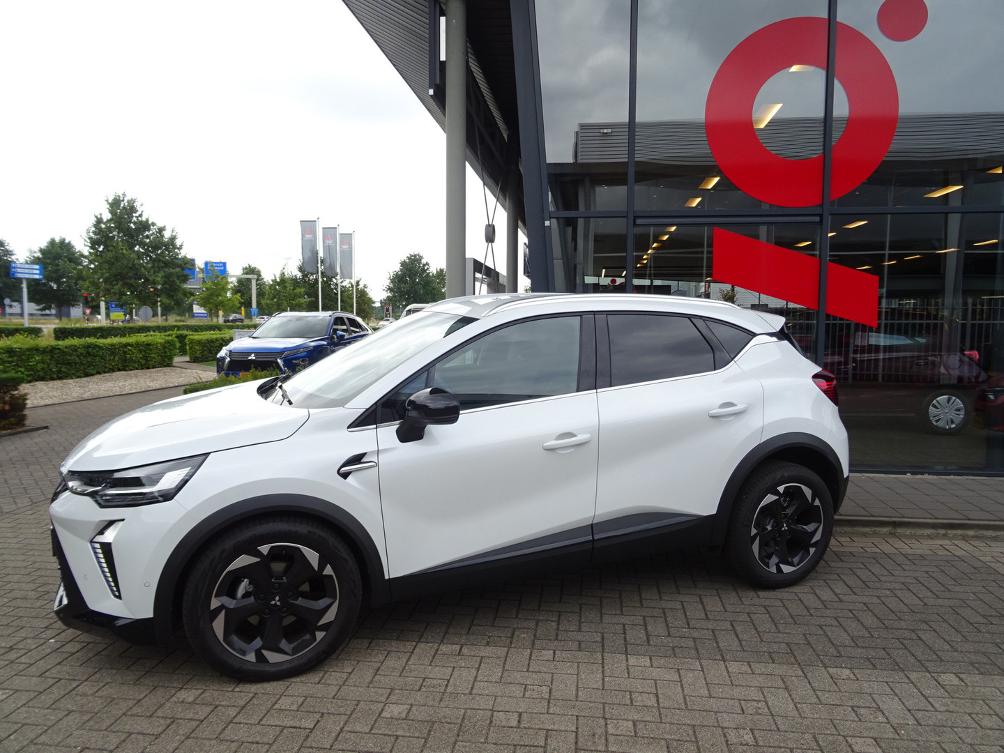 Mitsubishi Mitsubishi