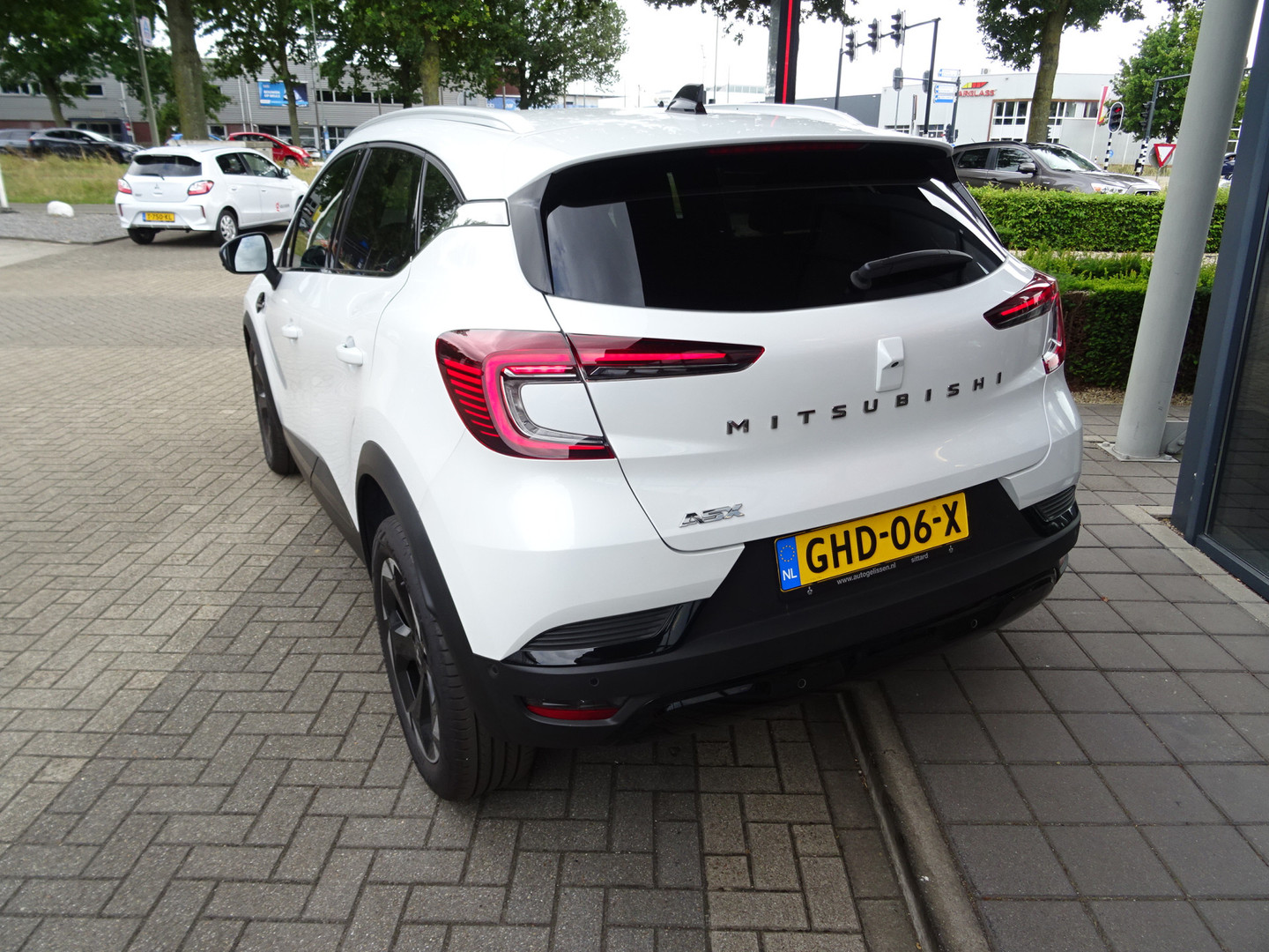 Mitsubishi Mitsubishi