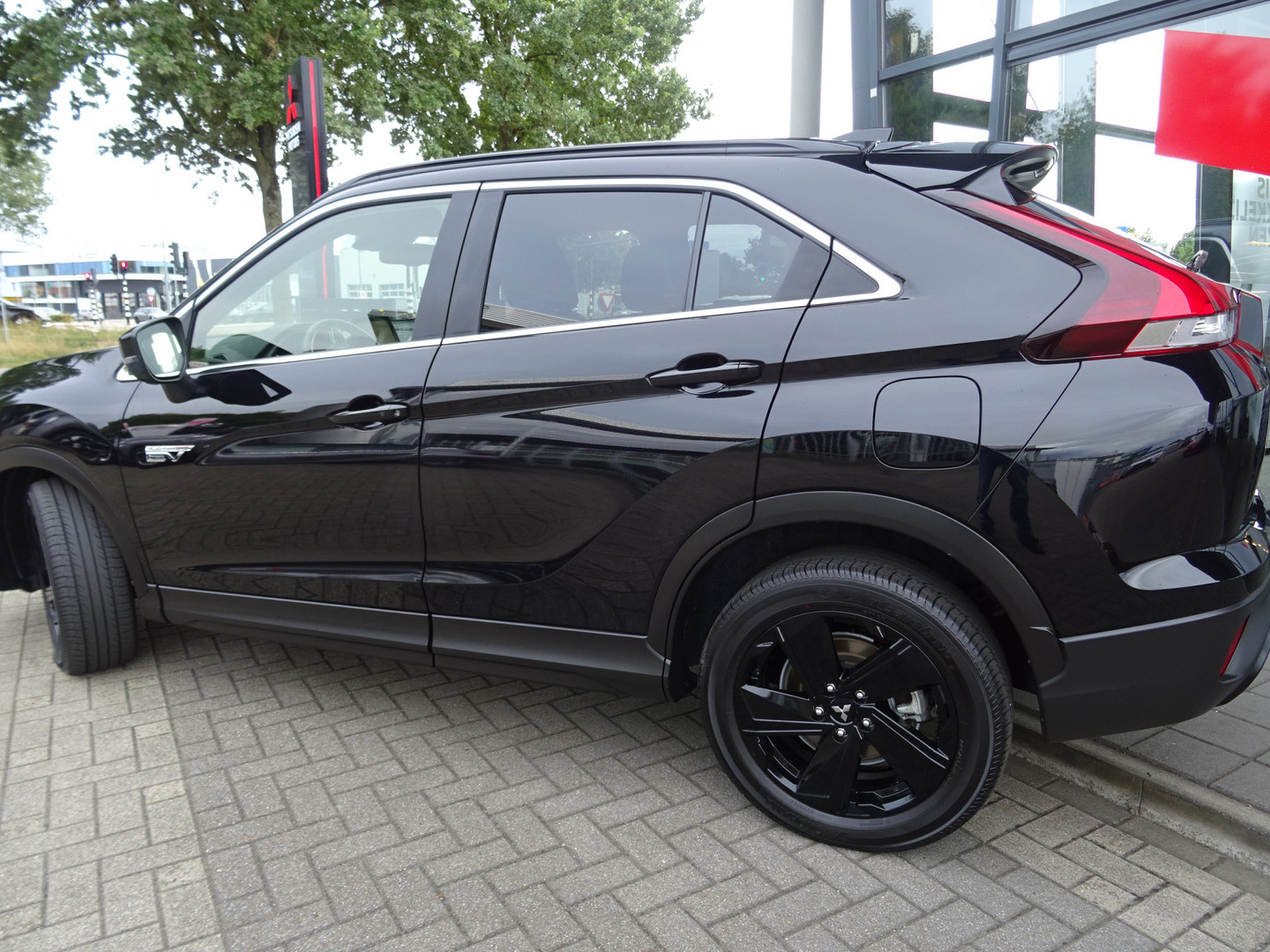 Mitsubishi Mitsubishi