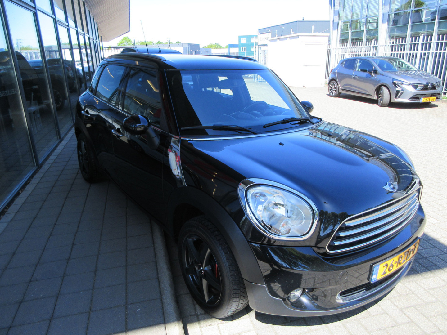 MINI