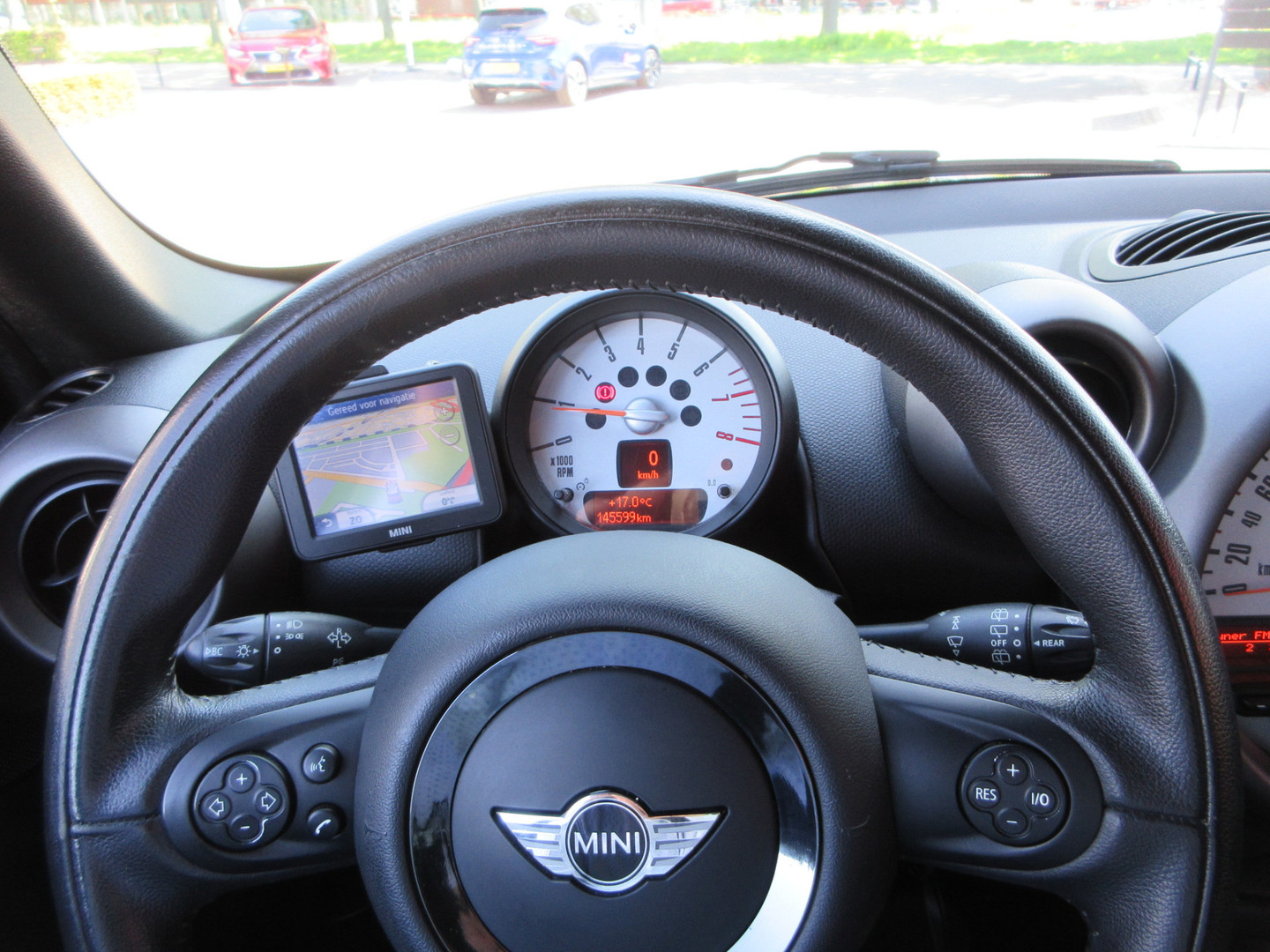 MINI