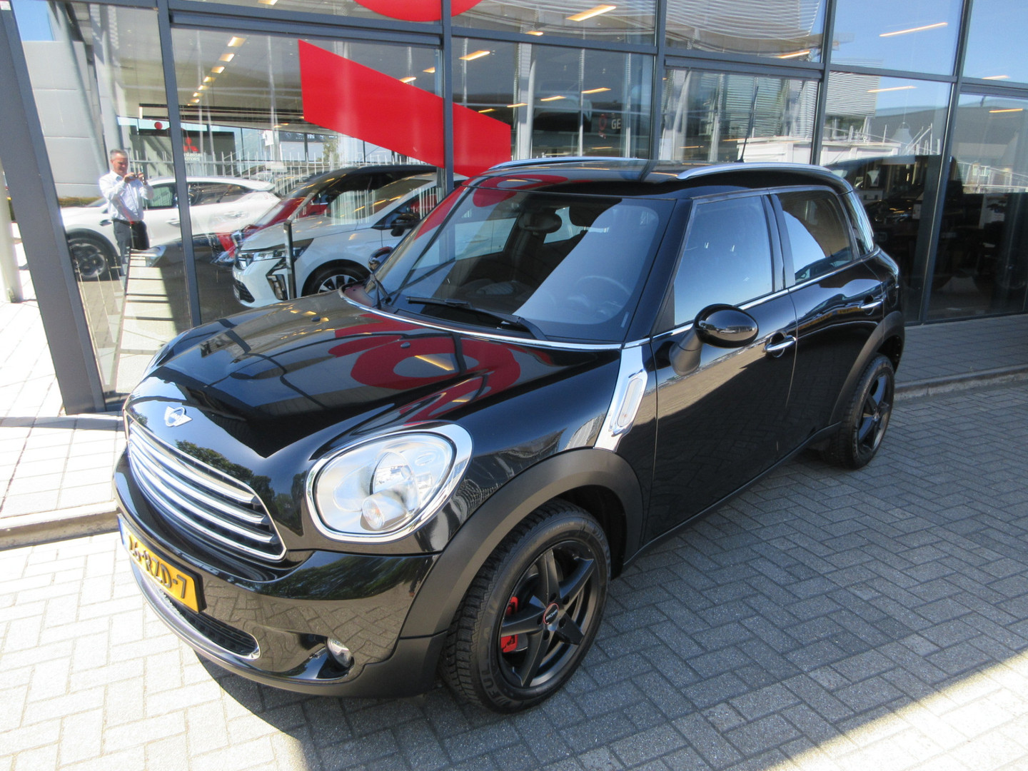 MINI