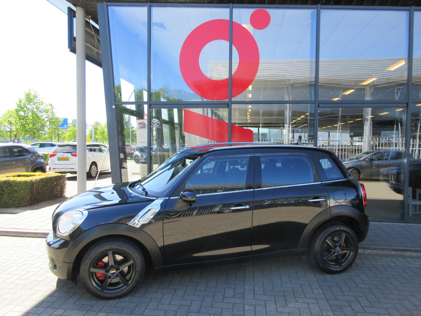 MINI