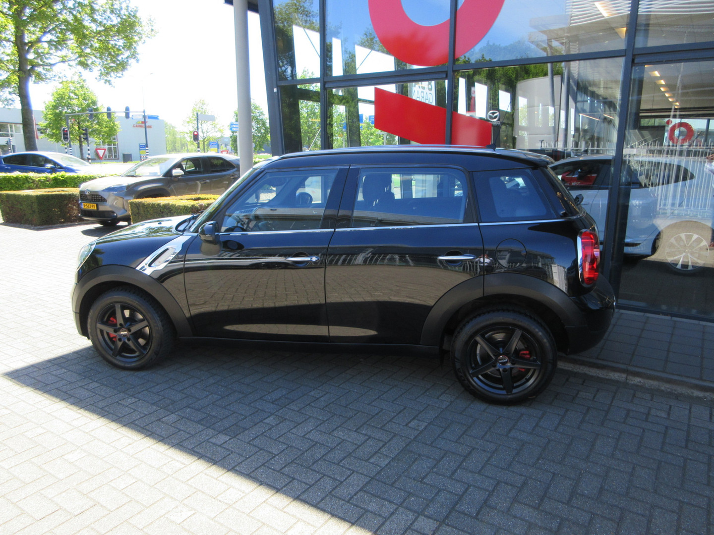 MINI