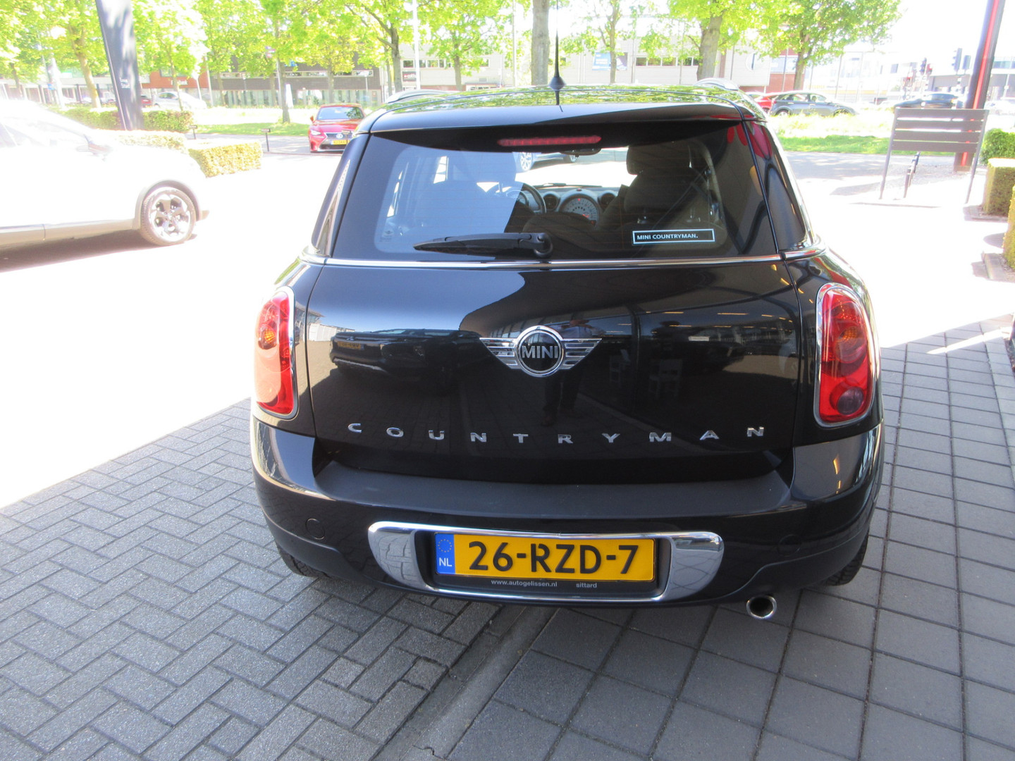 MINI