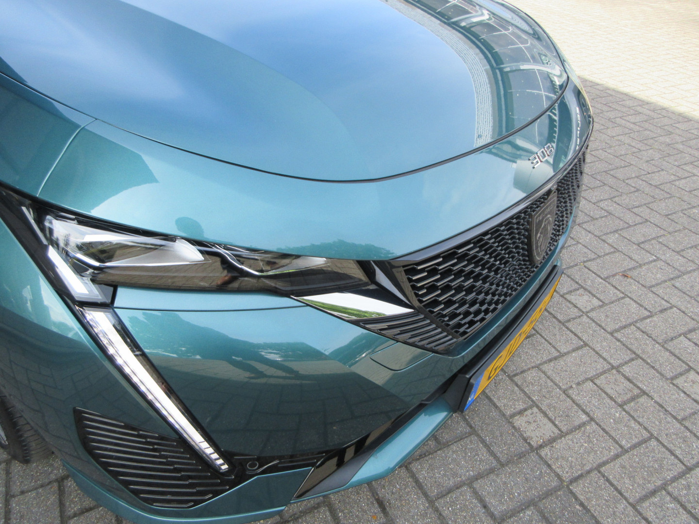 Peugeot