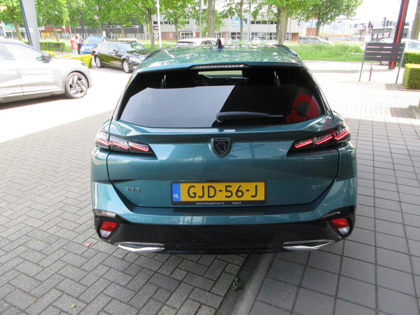 Peugeot