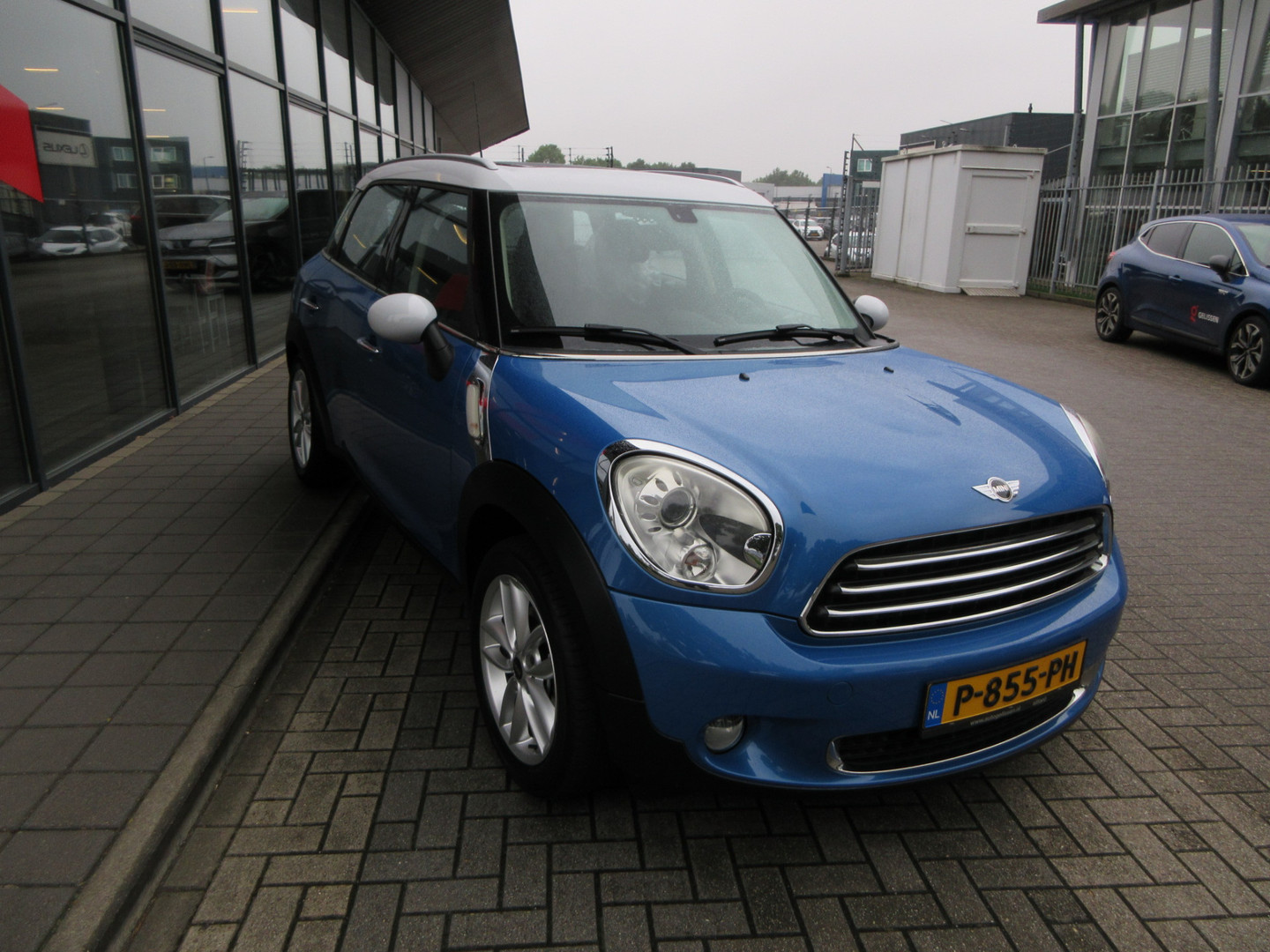 MINI