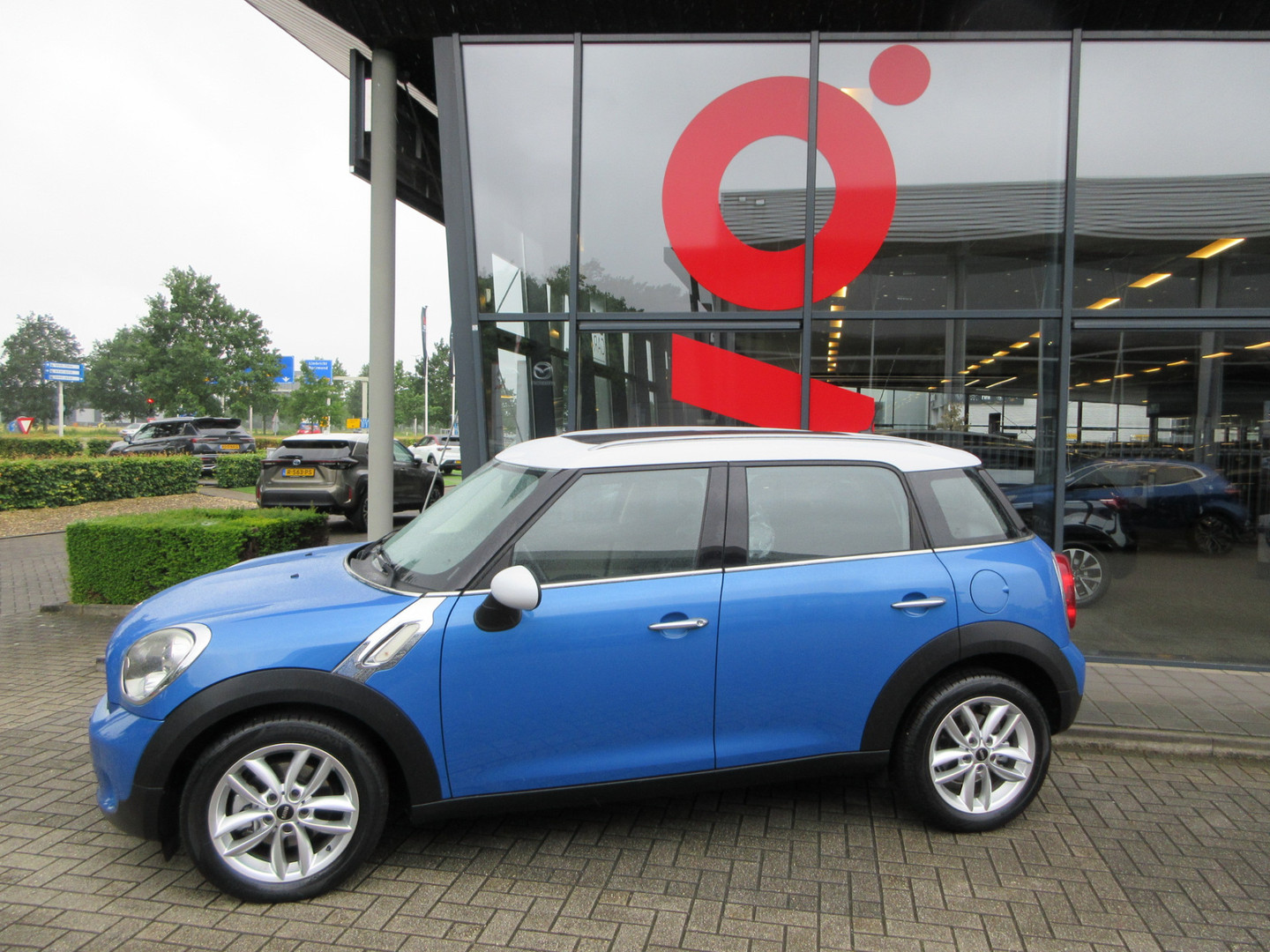 MINI