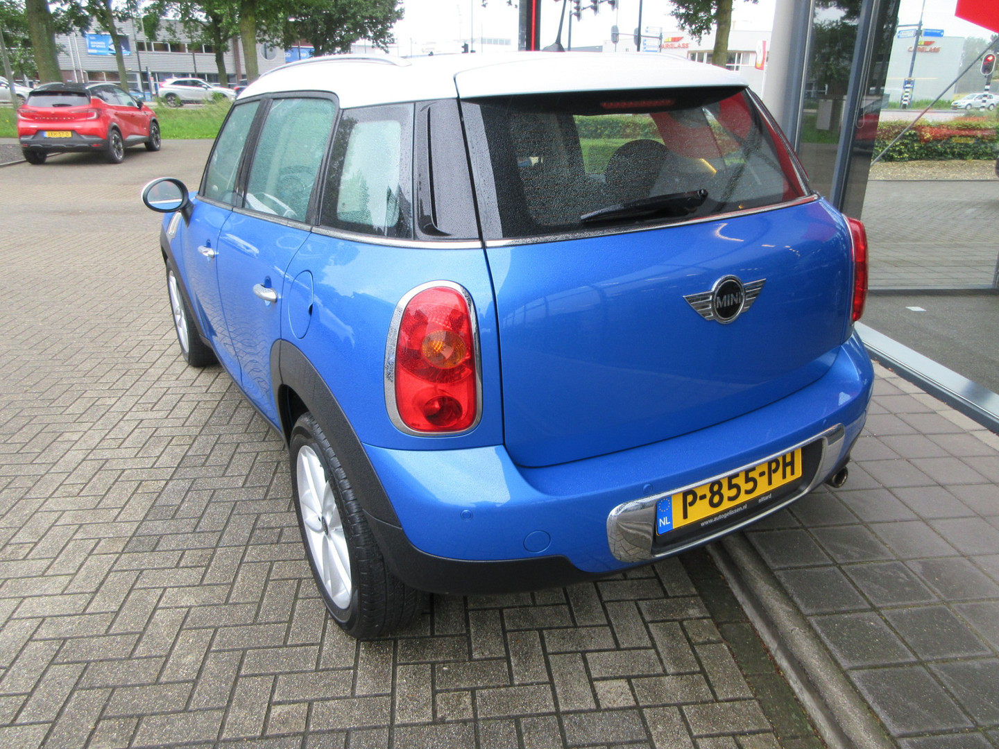 MINI