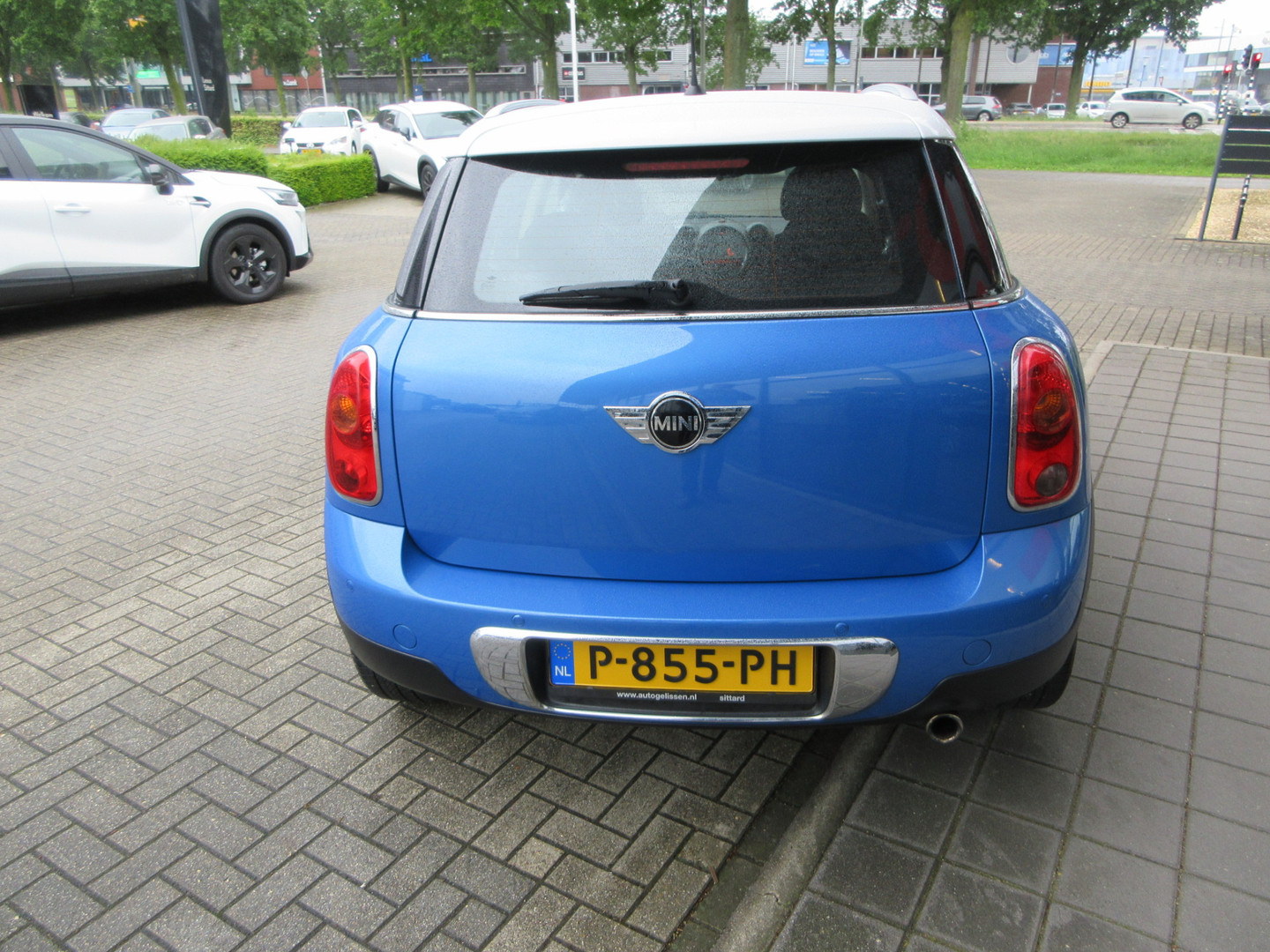 MINI