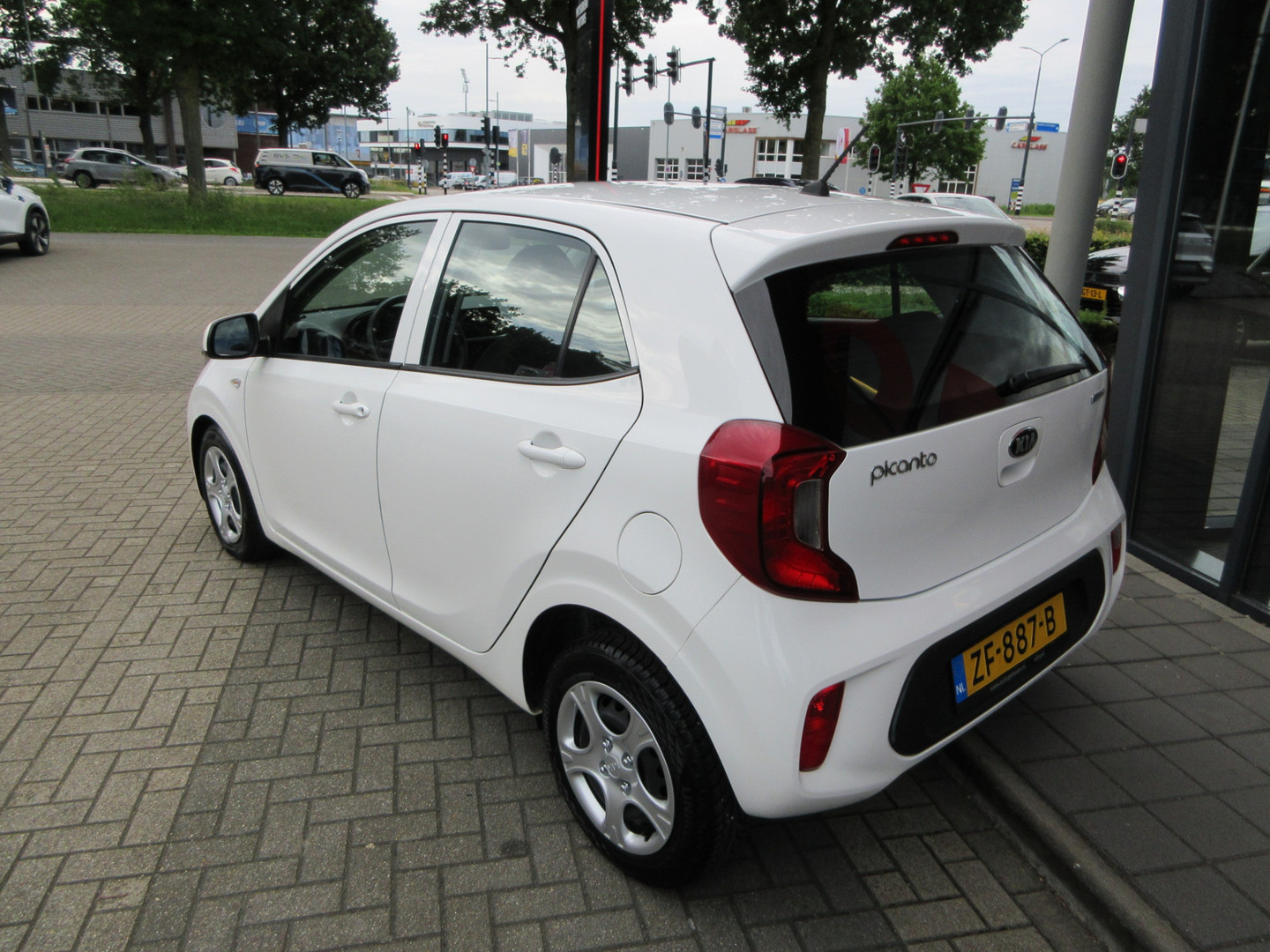 Kia