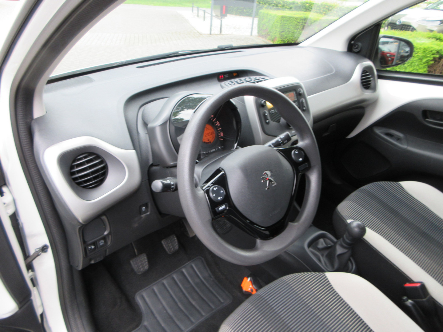 Peugeot