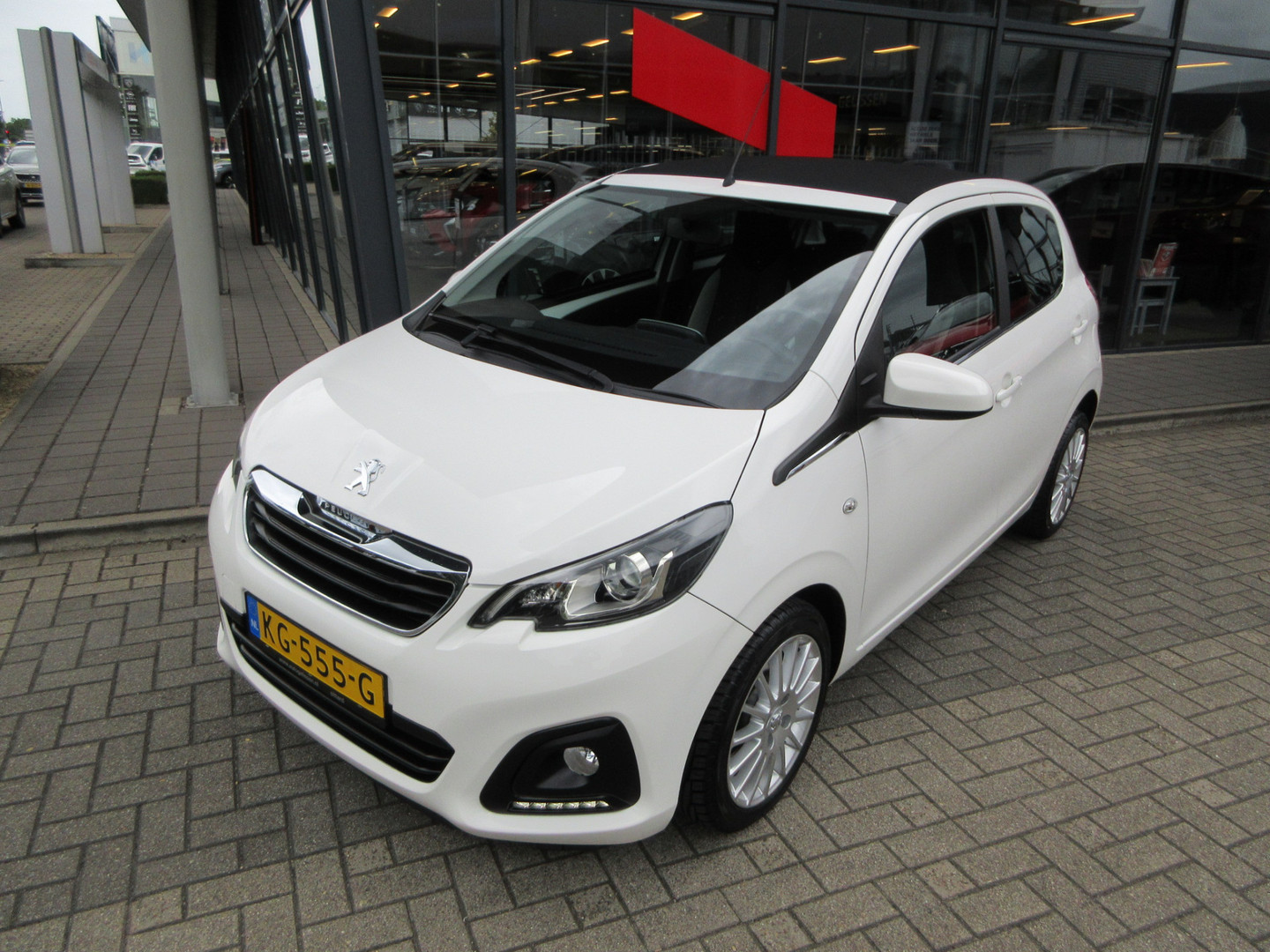 Peugeot