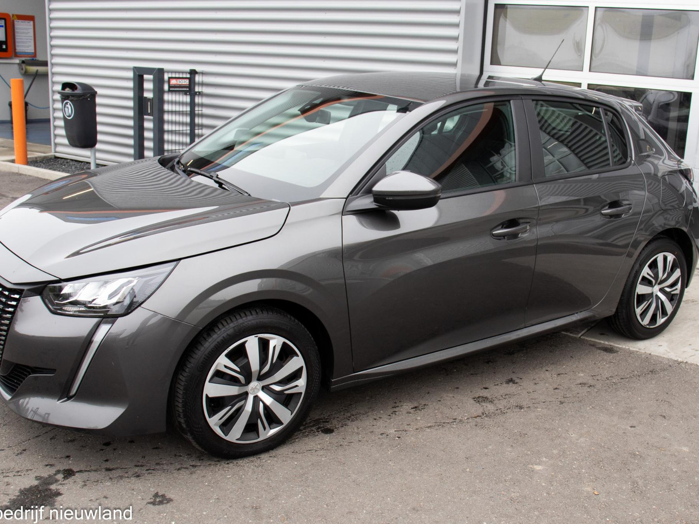 Peugeot