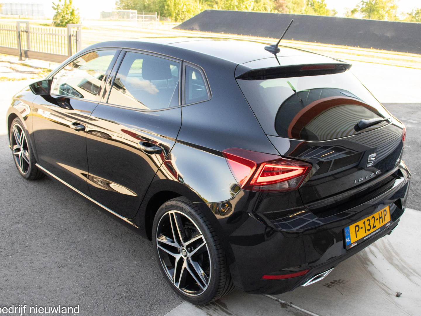 SEAT
