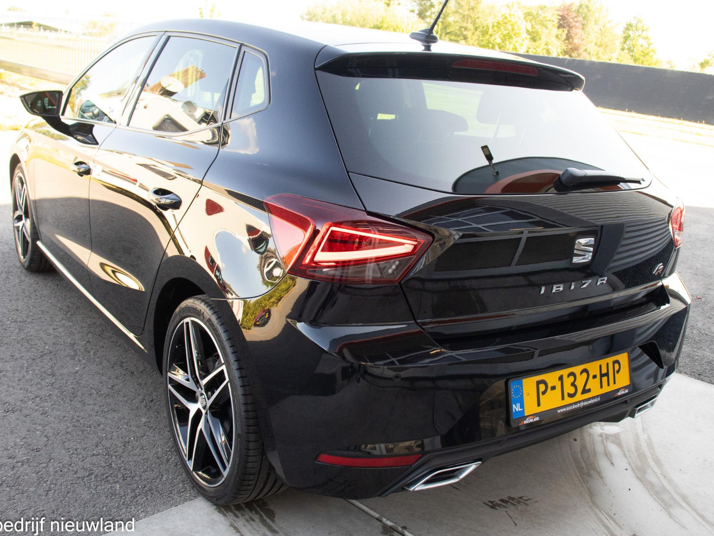 SEAT
