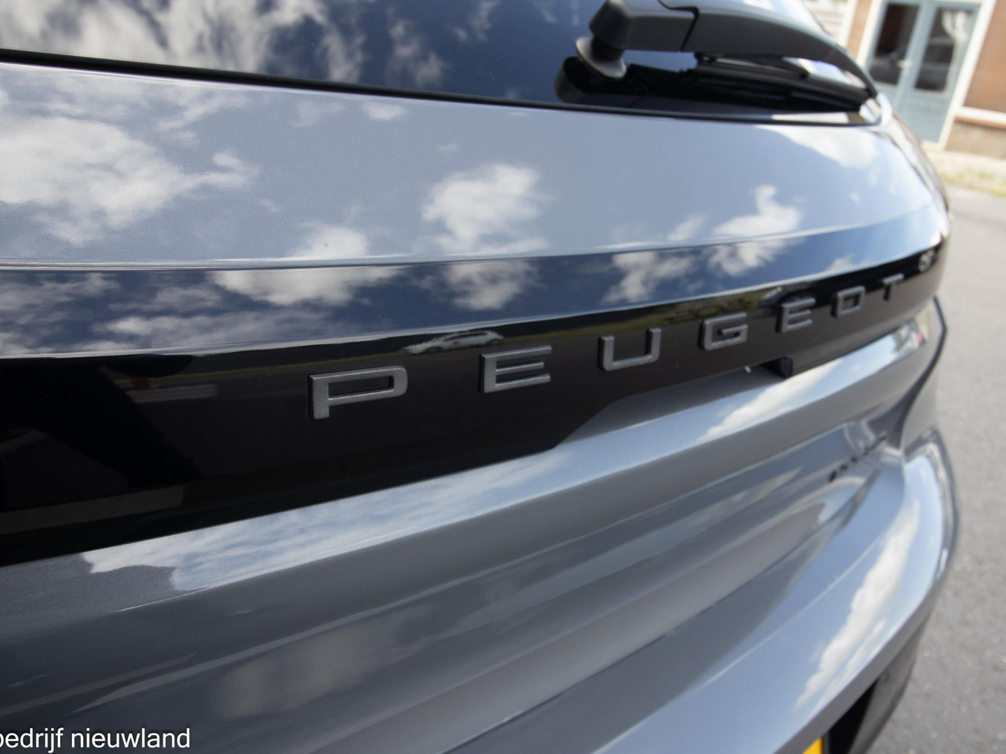 Peugeot Peugeot