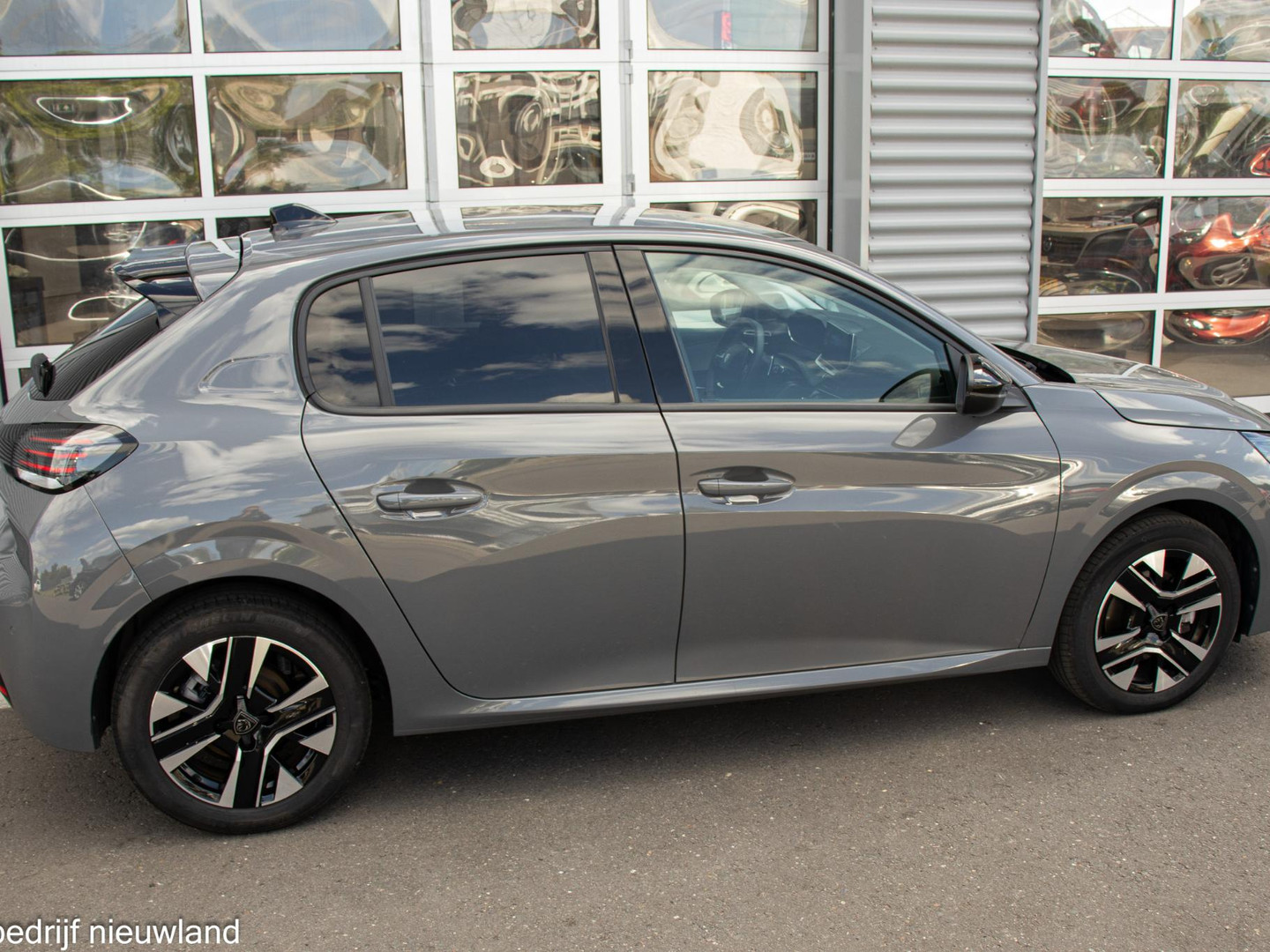 Peugeot Peugeot