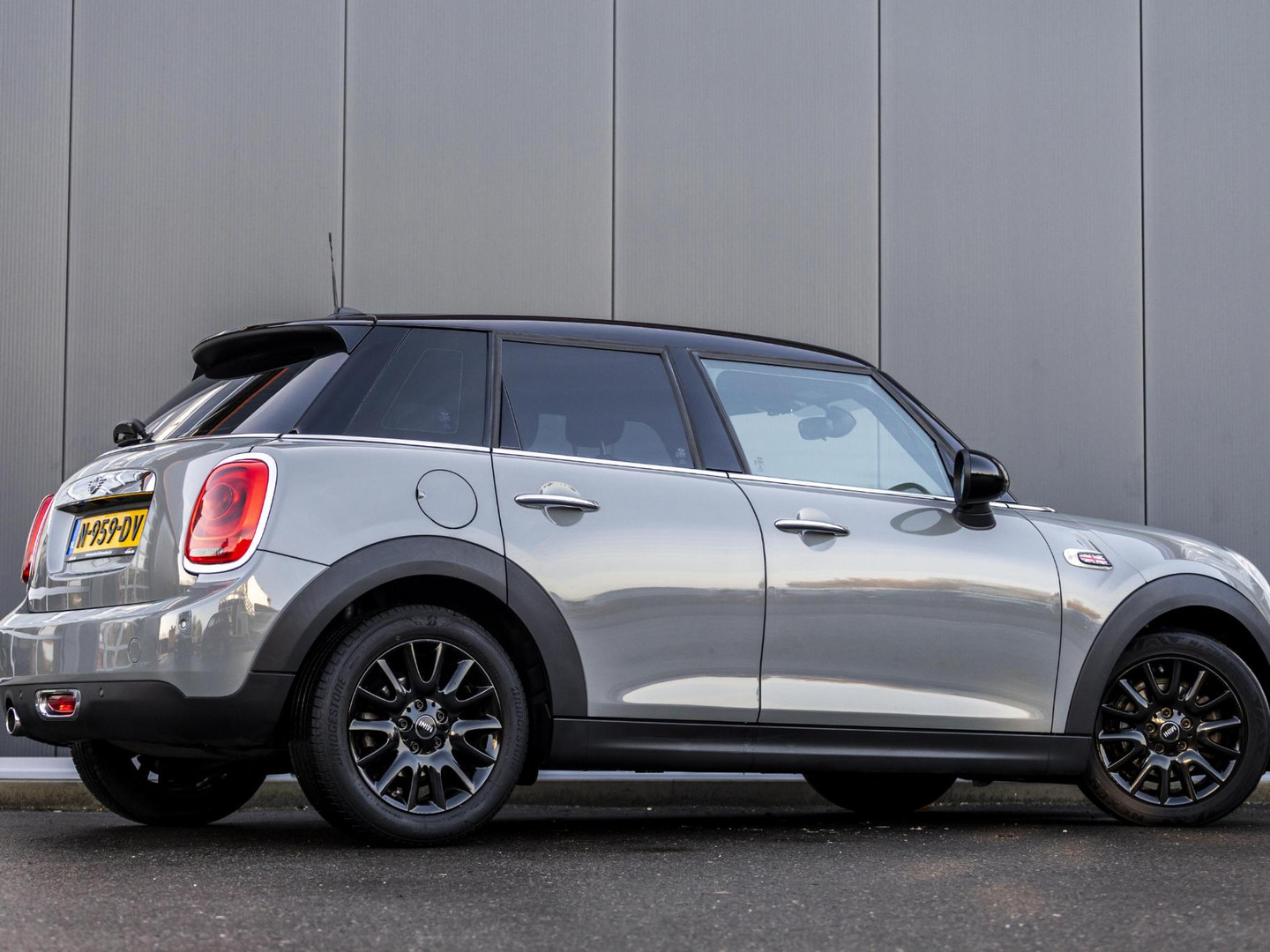 MINI