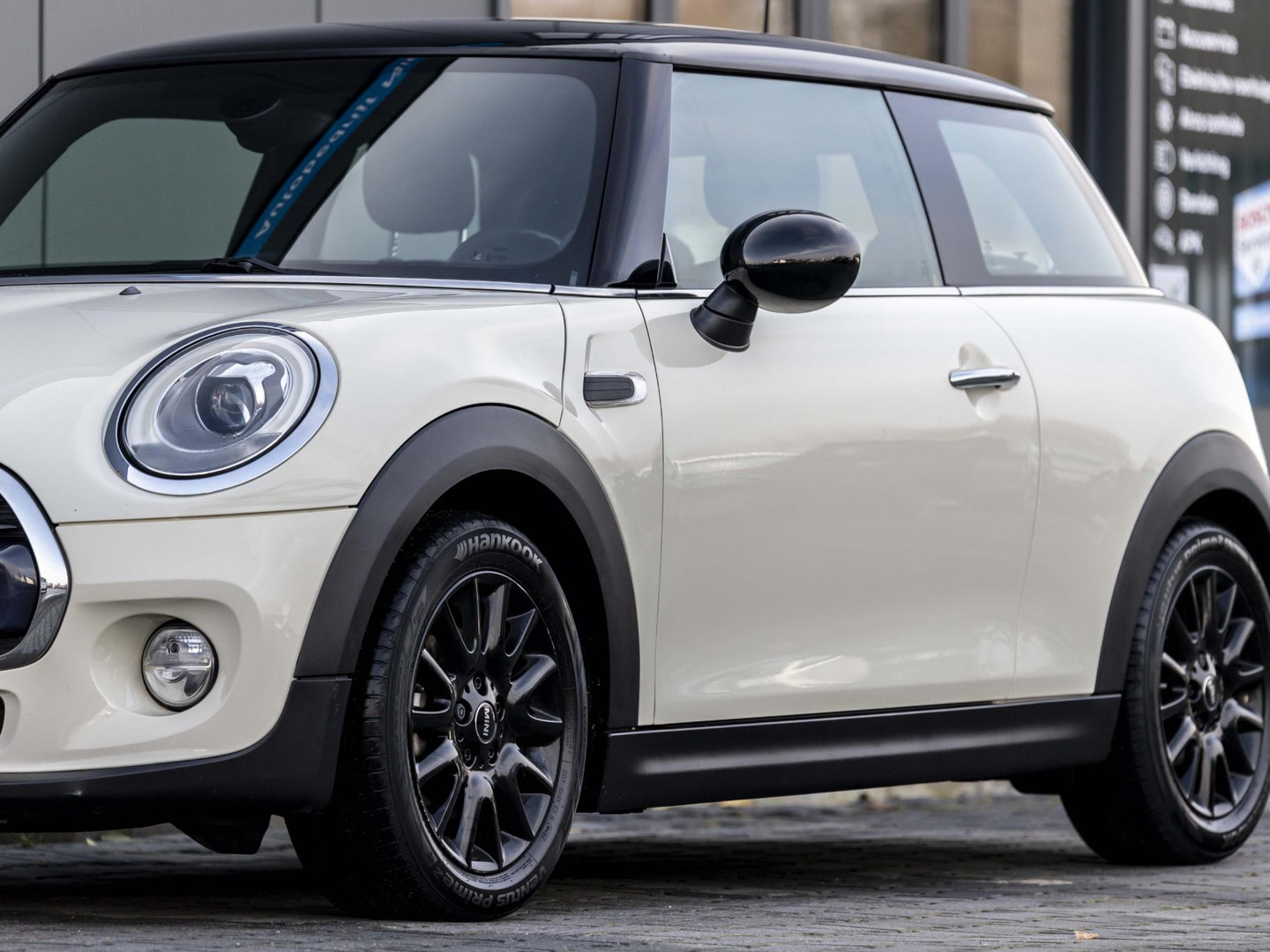 MINI