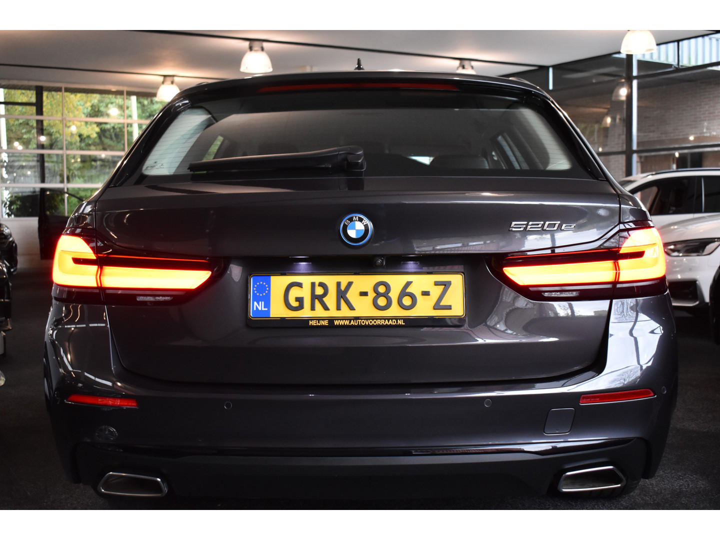 BMW BMW