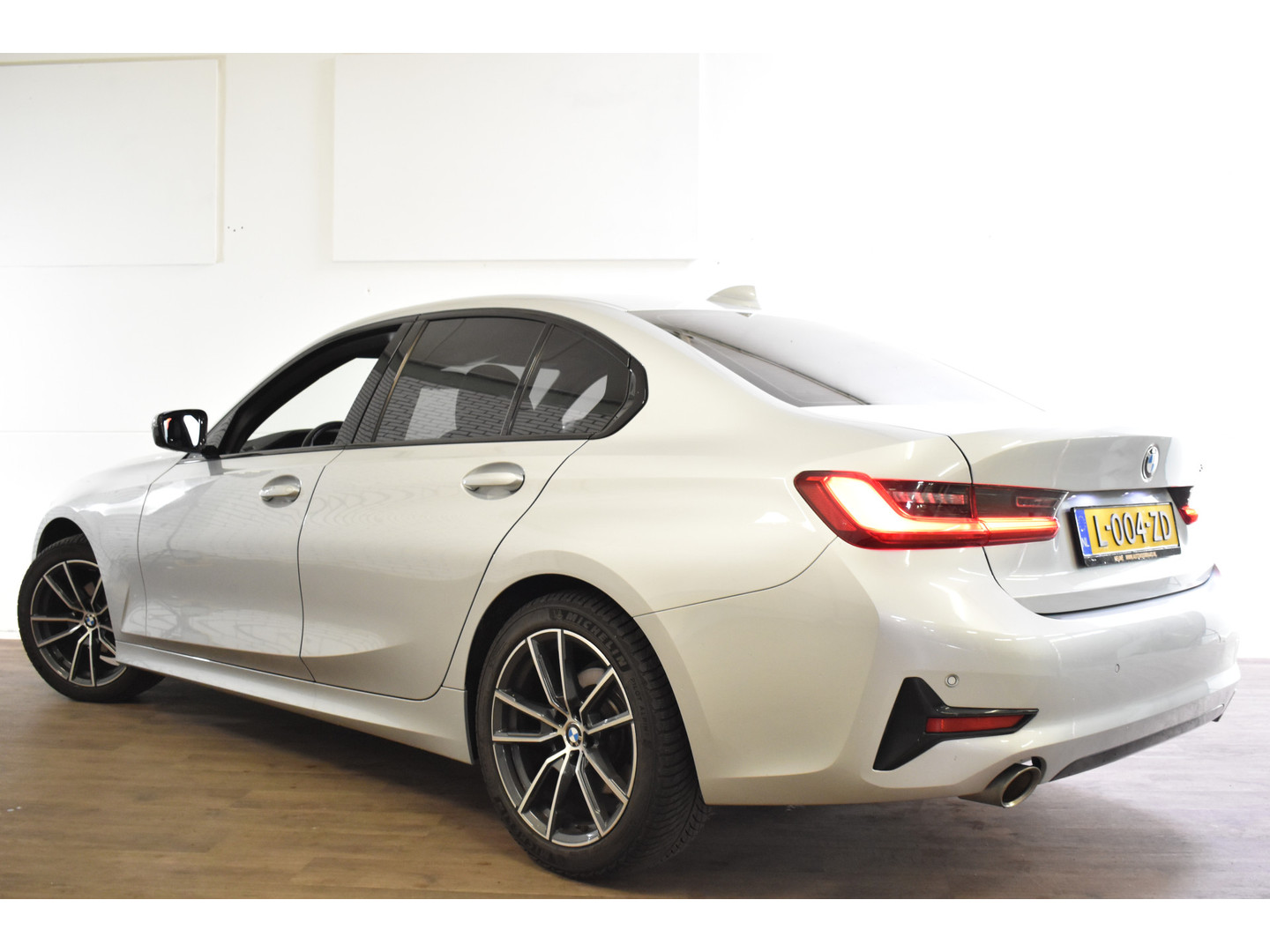 BMW BMW