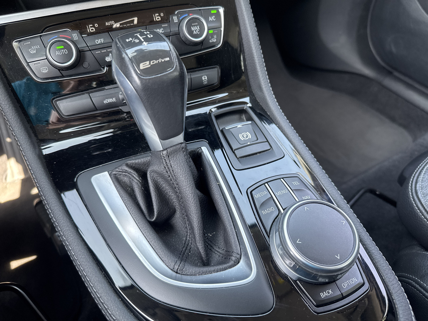 BMW BMW
