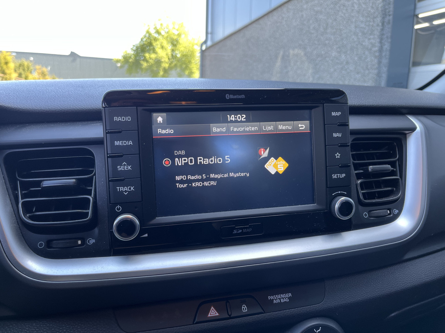 Kia