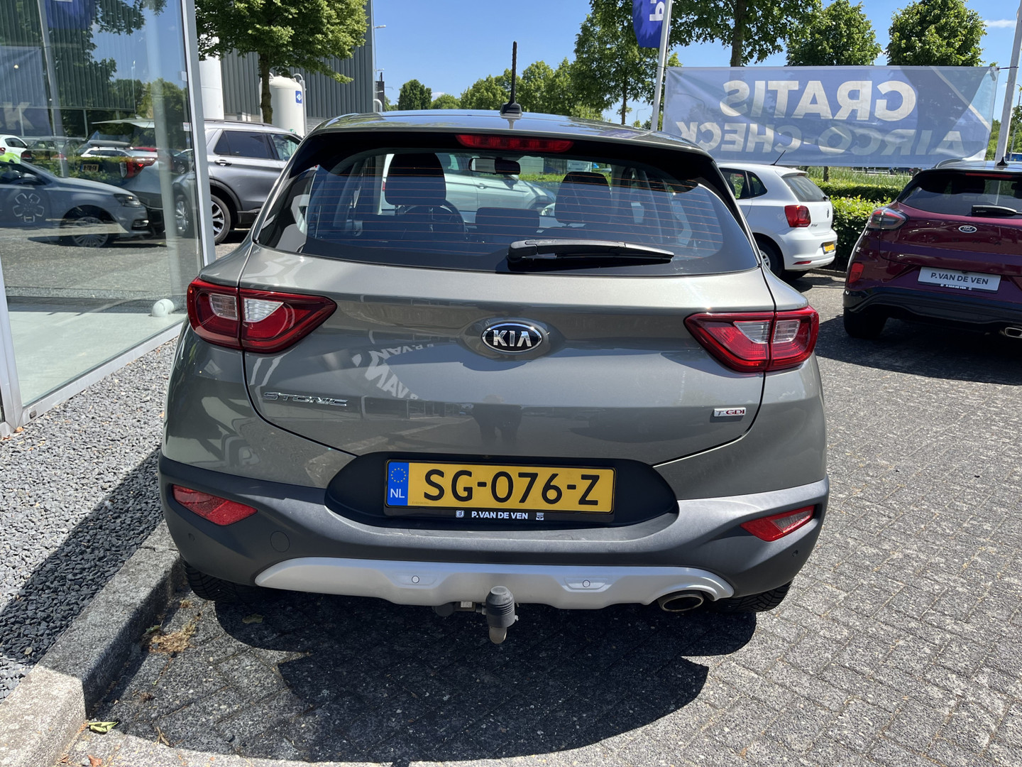 Kia