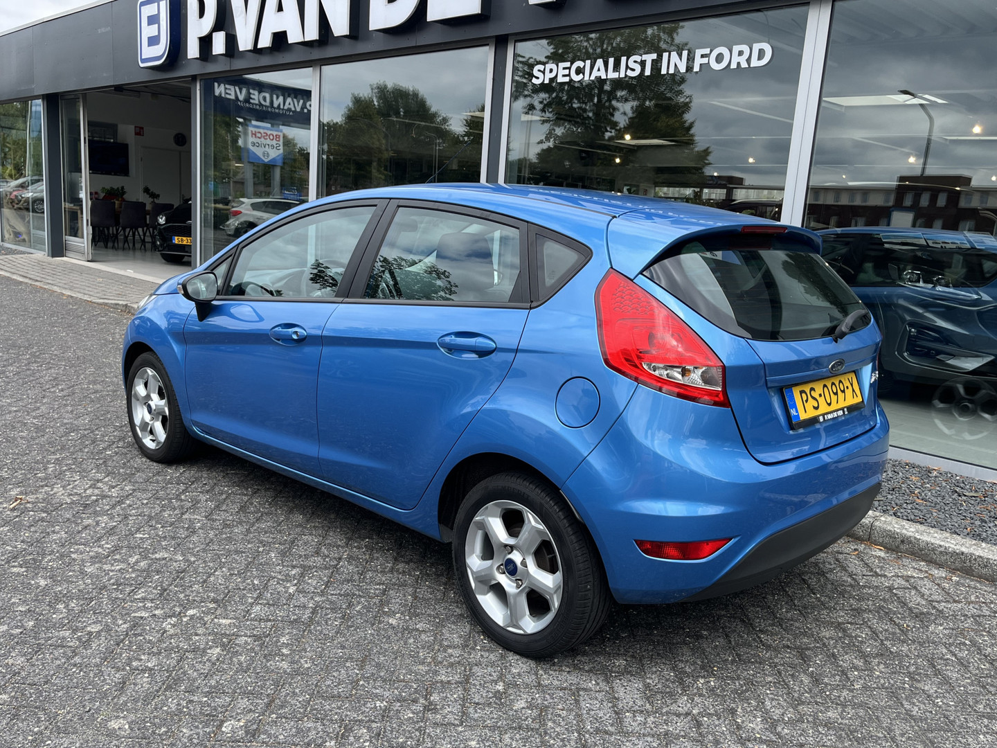 Ford Ford