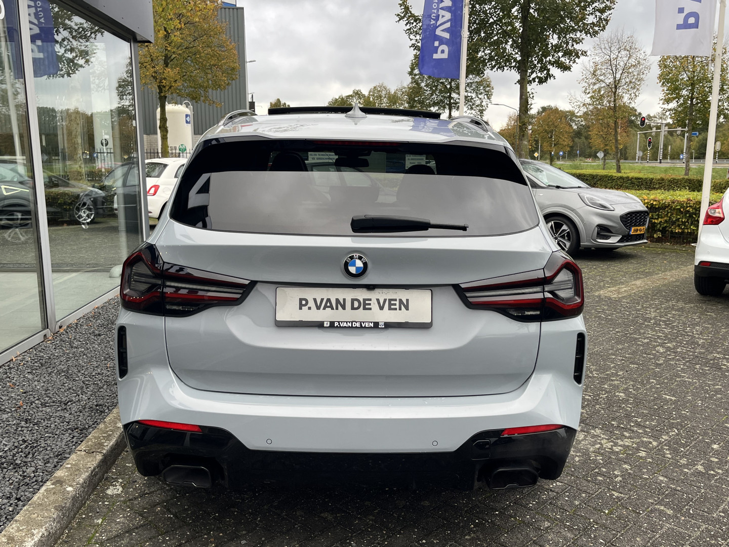BMW BMW