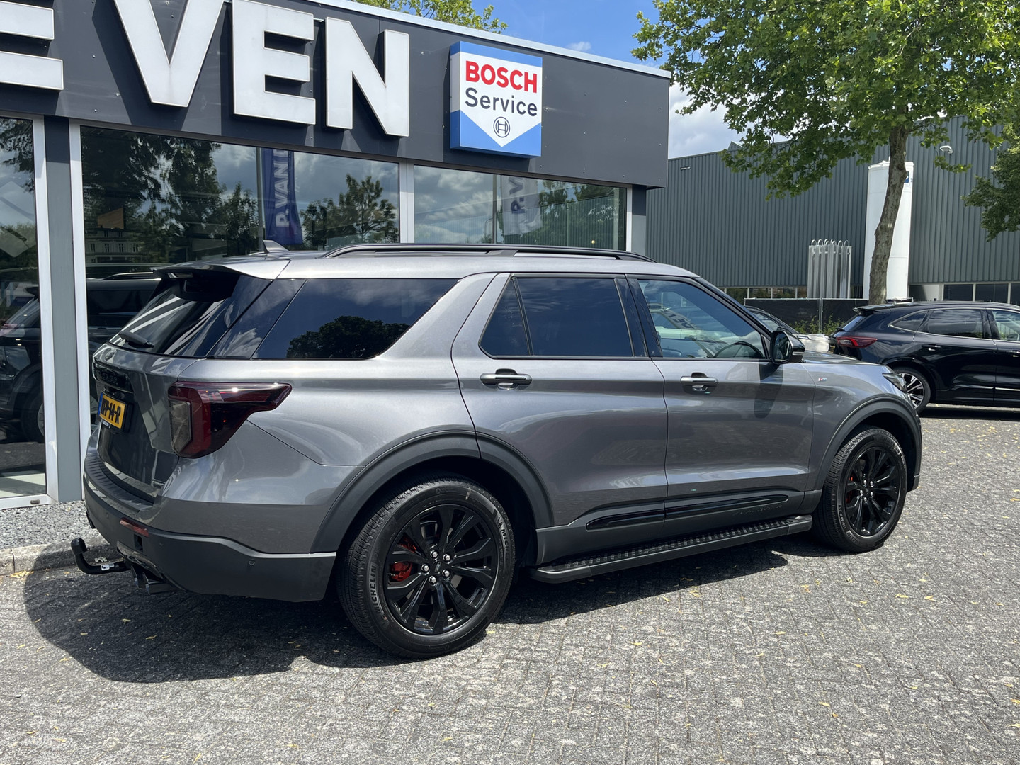 Ford