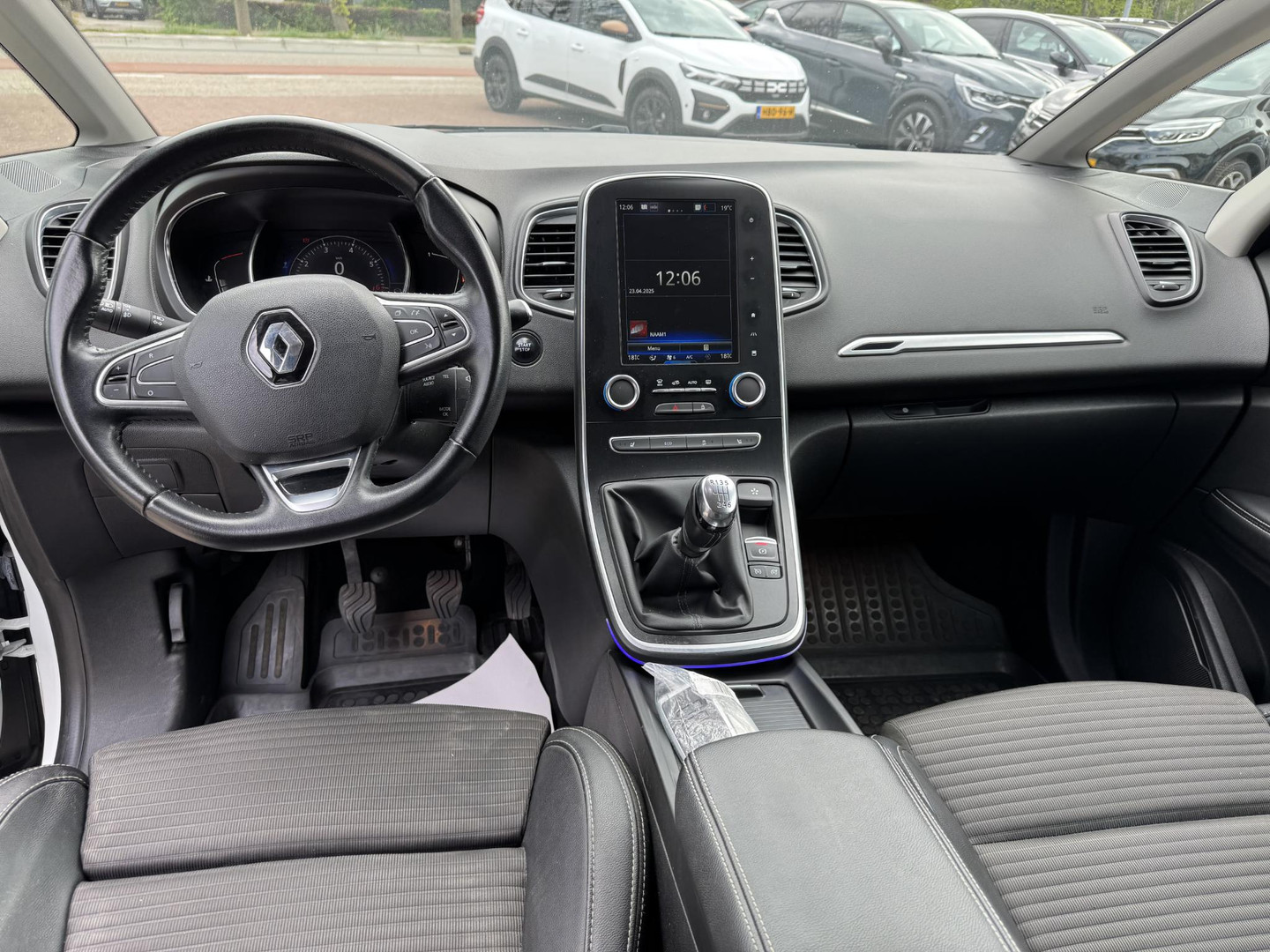 Renault Renault