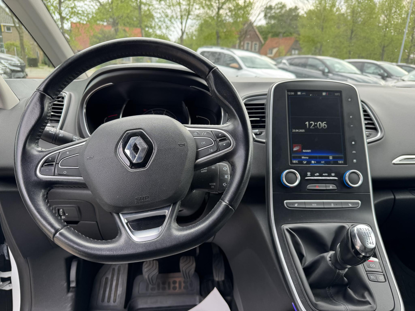 Renault Renault