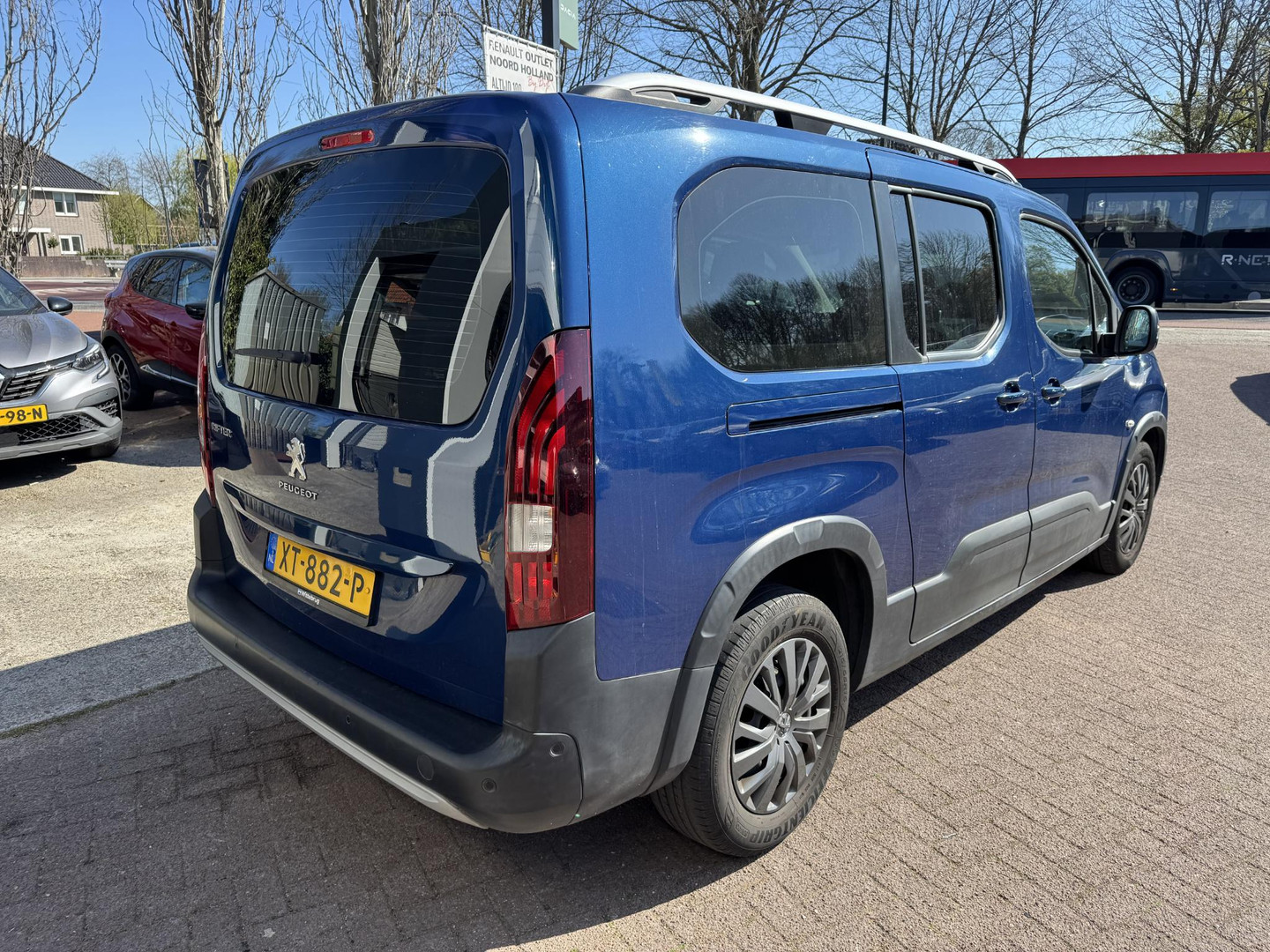 Peugeot