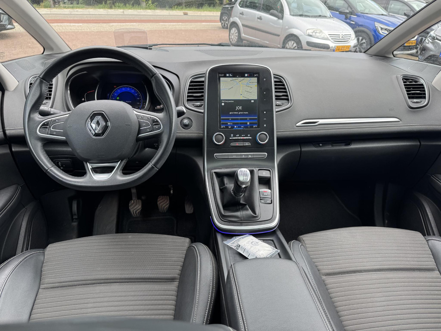Renault Renault