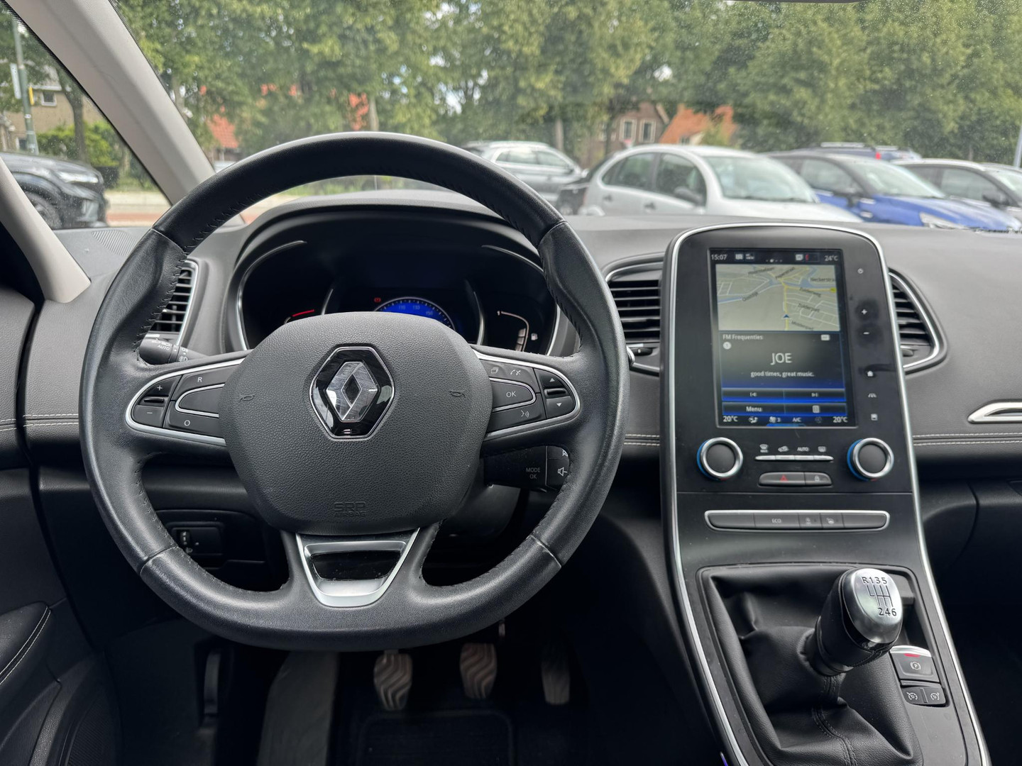 Renault Renault