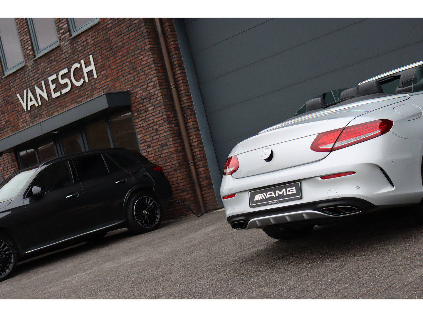 Mercedes-Benz Mercedes-Benz
