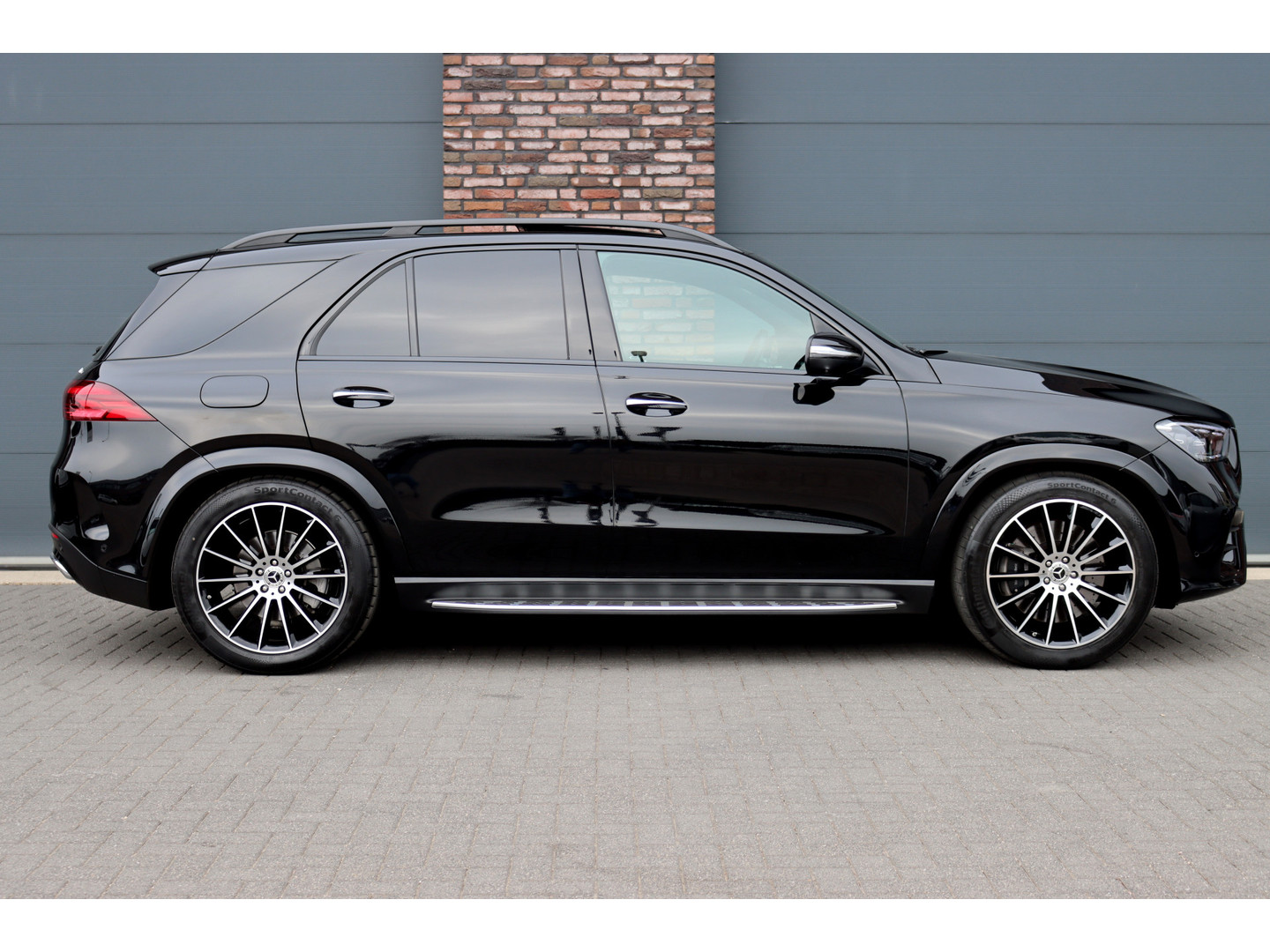 Mercedes-Benz Mercedes-Benz